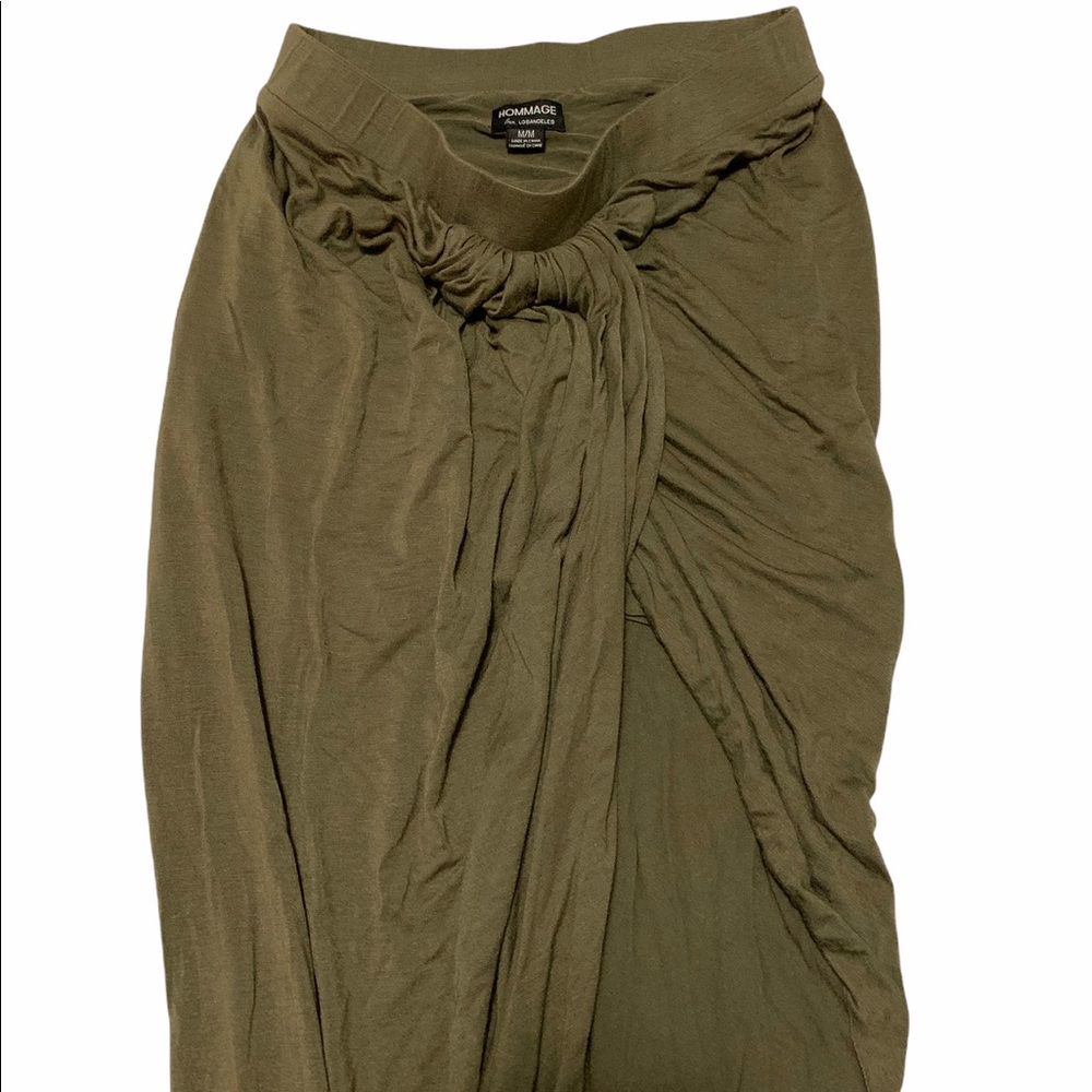 Women's dark green split skirt, size Medium